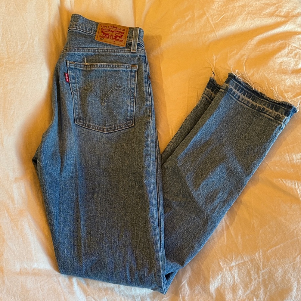 Women’s Levi 501s